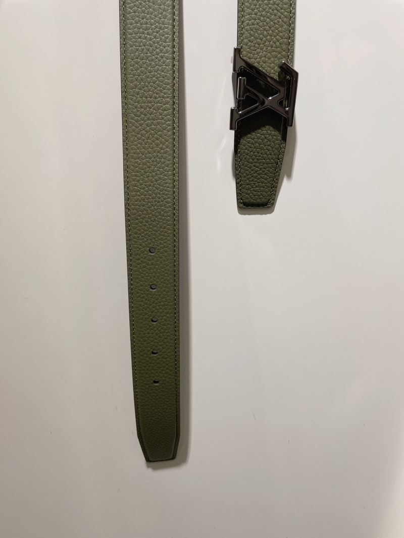 l0vis Vvtt0n belts